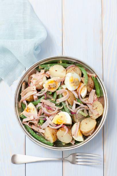 Ensalada de patata, judías verdes y huevo